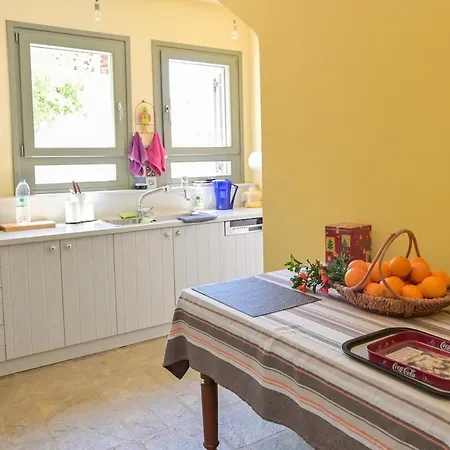 Santa Friday Вилла Epidaurus